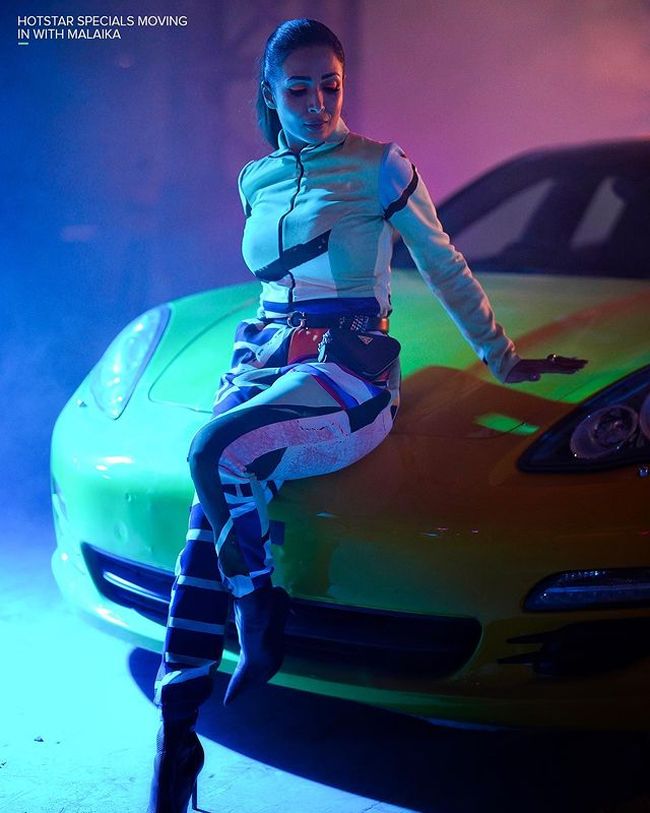 Staggering Poses Of Malaika Arora In Black